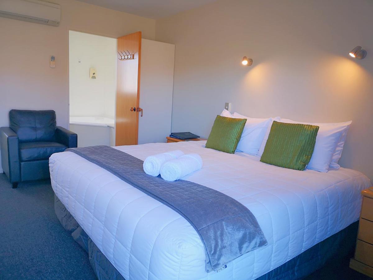 Aston Court Motel Blenheim Bagian luar foto