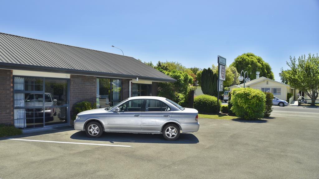 Aston Court Motel Blenheim Bagian luar foto